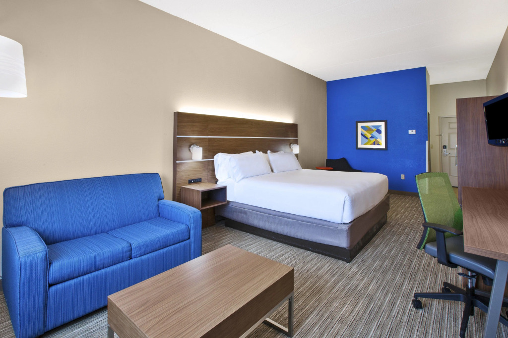 Holiday Inn Express & Suites Alcoa Knoxville Airport by IHG
