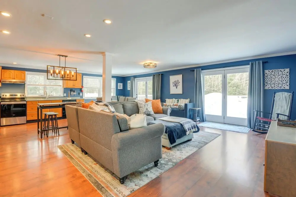 Golf, Hike & Unwind: Spacious Dover Retreat!