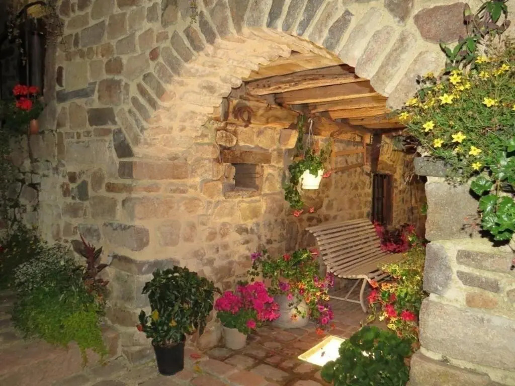 Gîte charmant avec poêle à bois, animaux acceptés - FR-1-496-137