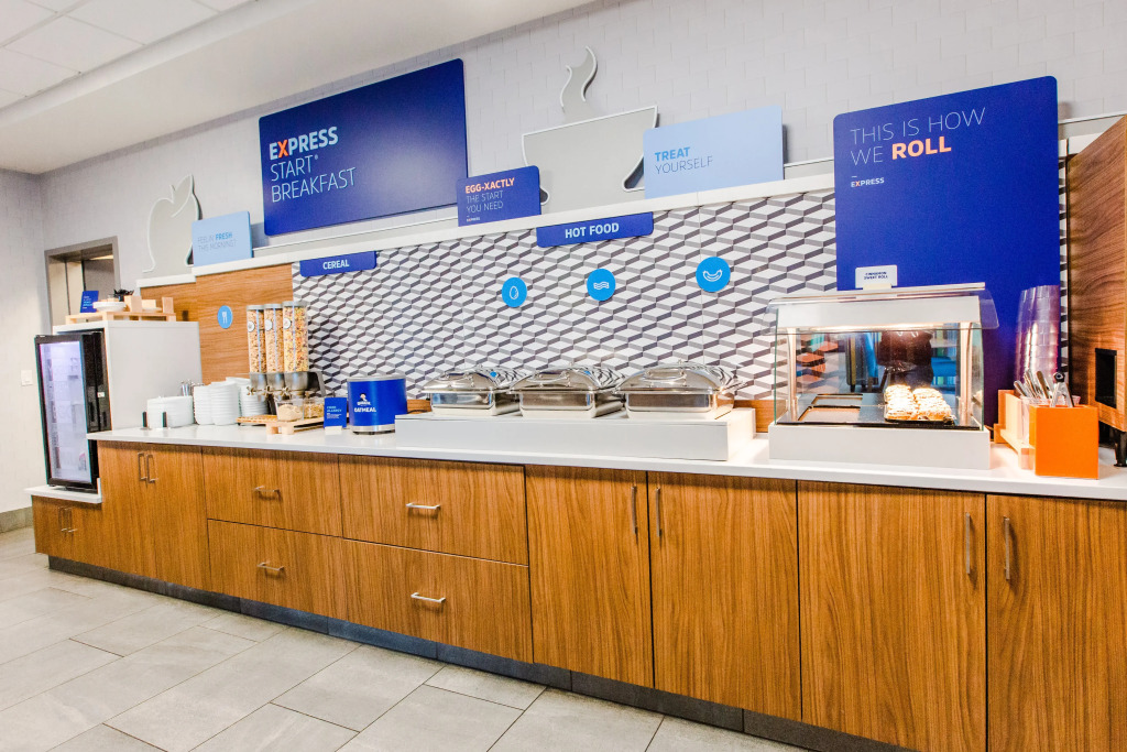 Holiday Inn Express & Suites West Edmonton - Mall Area by IHG