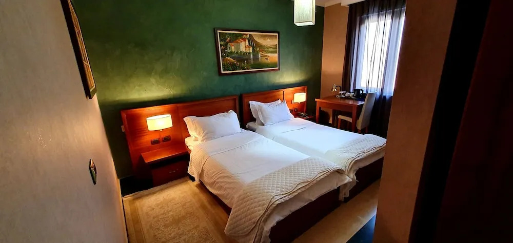 Nov Hotel