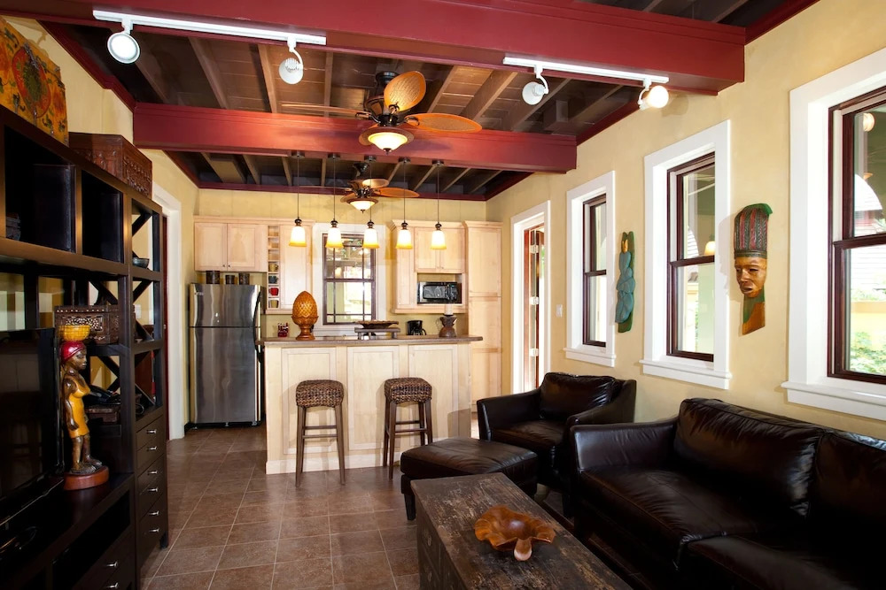 Hermosa Cove Villa Resort & Suites