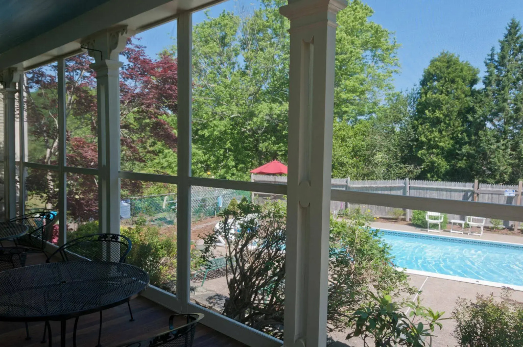 Captain Freeman Inn