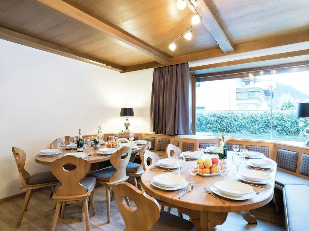 Pleasant Holiday Home in Wald Im Pinzgau with Terrace