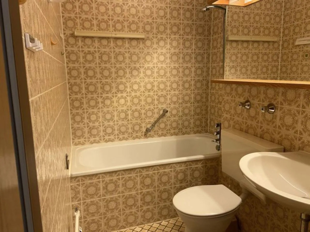 Apartment B1010 Sassofortino