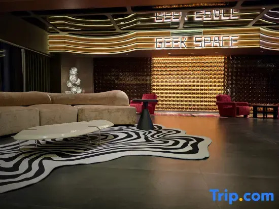 Shangqiu Geek One E-Sports Hotel (Diyi Mall)