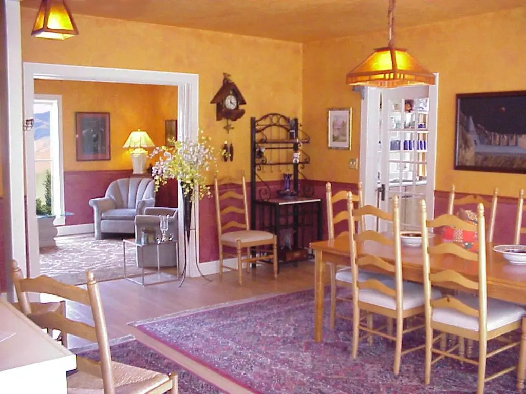 Arden Forest Inn