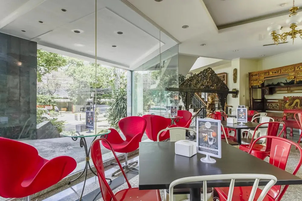 RedDoorz Plus near Monumen Nasional Jakarta