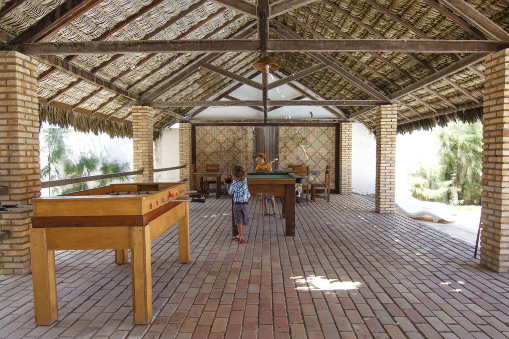 Porto Praia Hotel