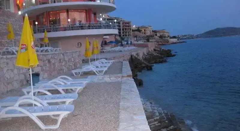 Hotel Delfini