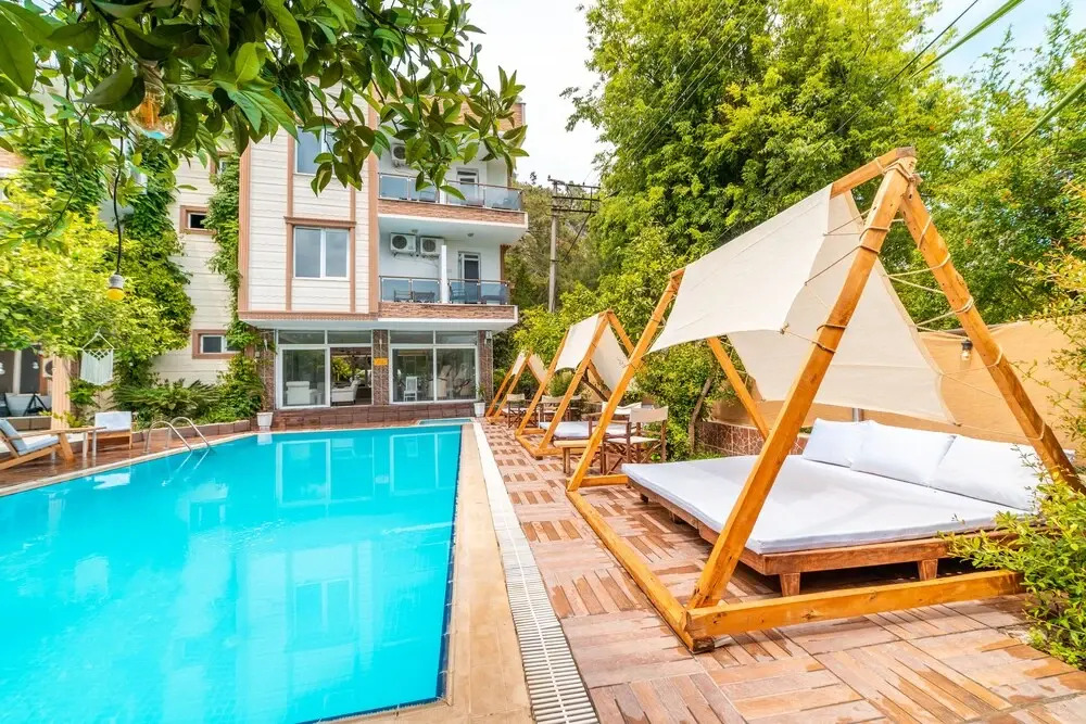 GÜLER BUTİK HOTEL