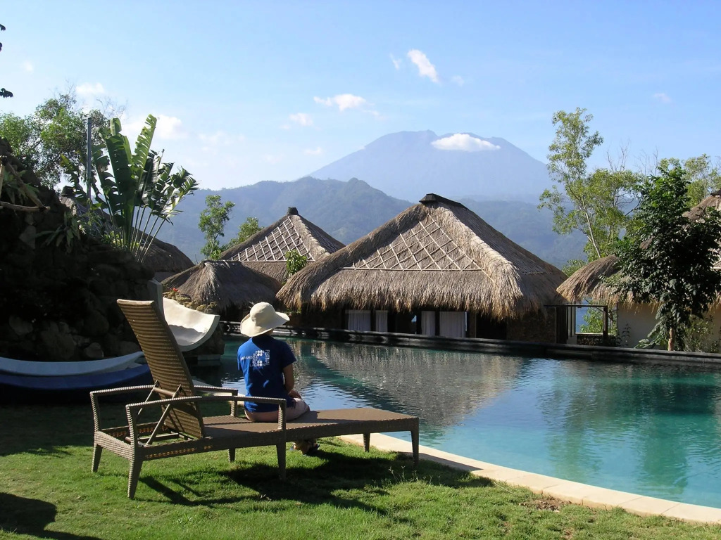Bloo Lagoon Eco Village