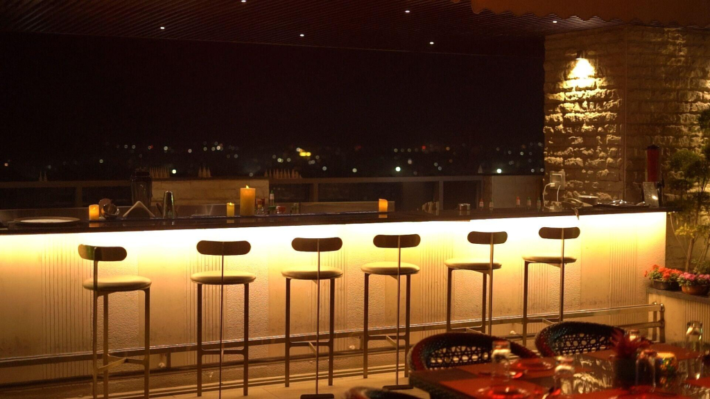 OYO 132 Hotel Royal T