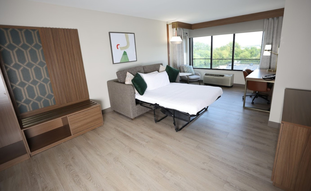Holiday Inn Saint Louis-Fairview Heights by IHG