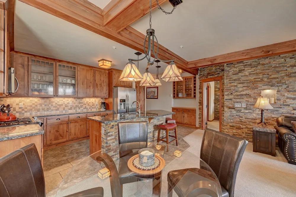 Cozens Pointe I-101 2 Bedroom Condo by RedAwning