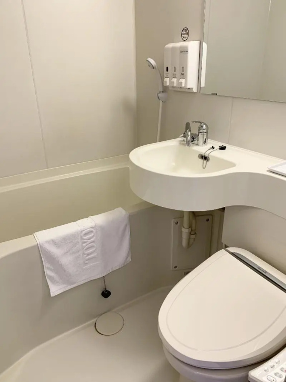 Toyoko Inn Tokyo Nihombashi Hamacho Meijiza Mae