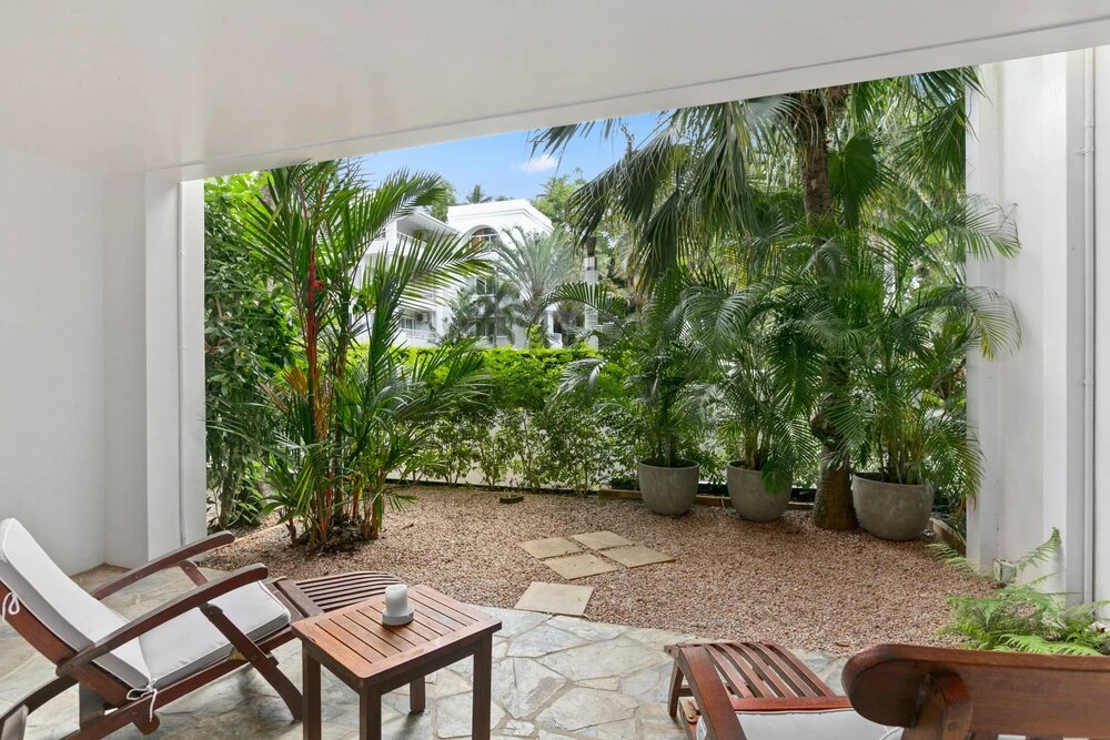 Poolside Apt In Alamanda Beachfront Resort 41