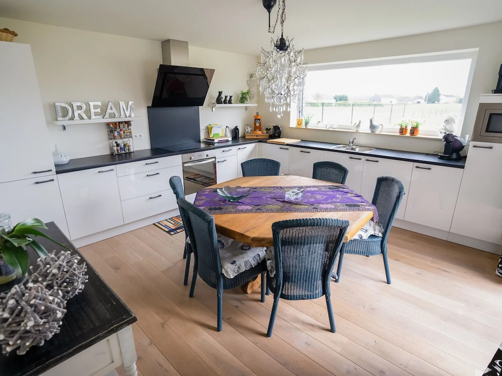 Charming Holiday Home in Seloignes with Garden