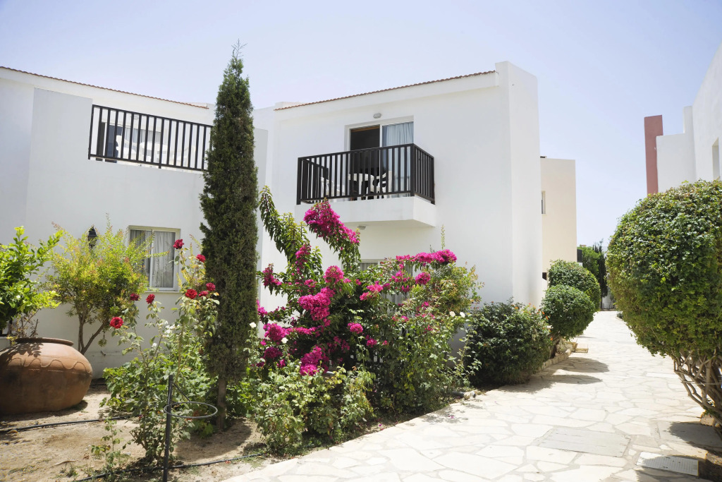 Akti Beach Hotel & Village Resort
