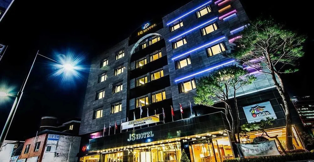 JS Hotel