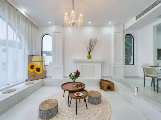 Weiran Designer Homestay