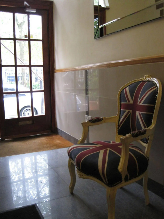 Elmwood Hotel