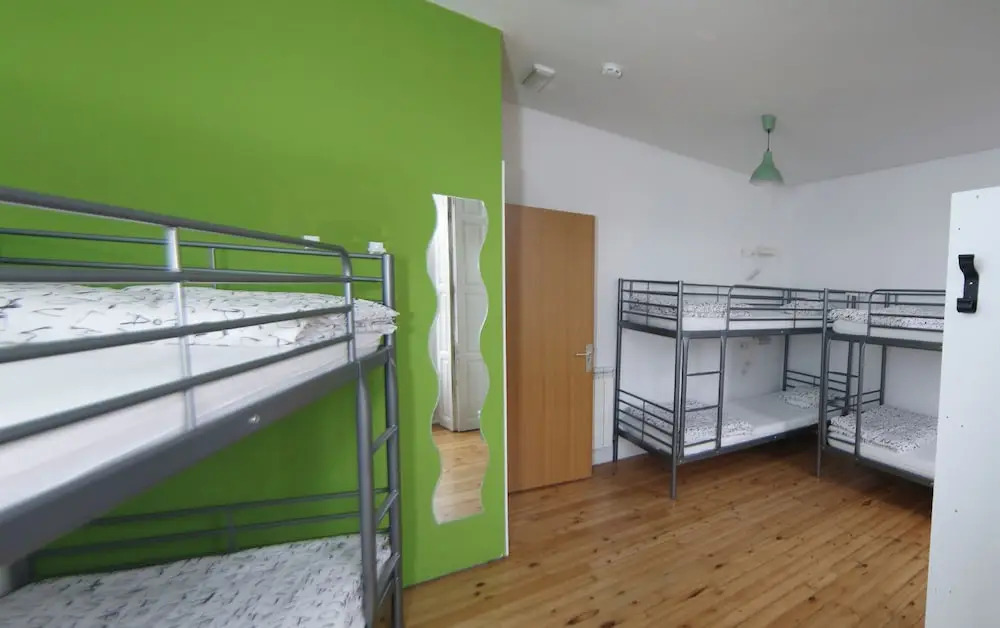 Leon Hostel