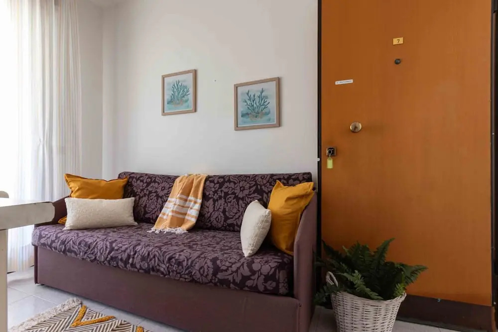 Modern and Comfy Flat Near the sea