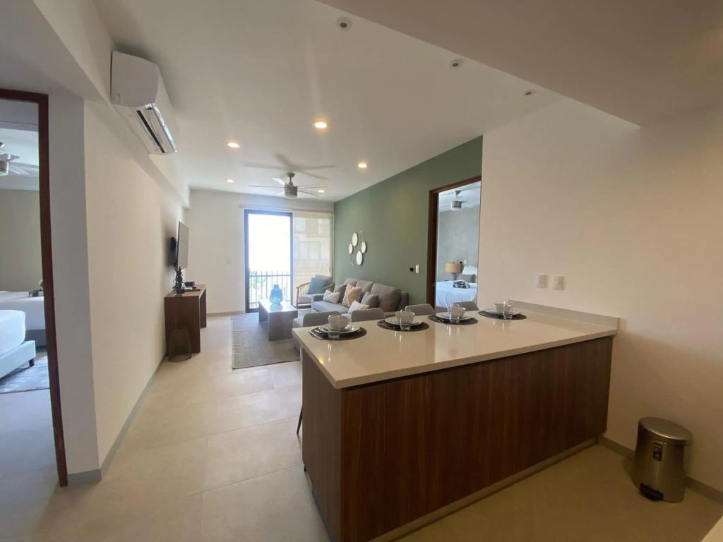 369 LUXURY APARTMENTS, URBAN TOWERS -PARKING FREE - 2 Pools