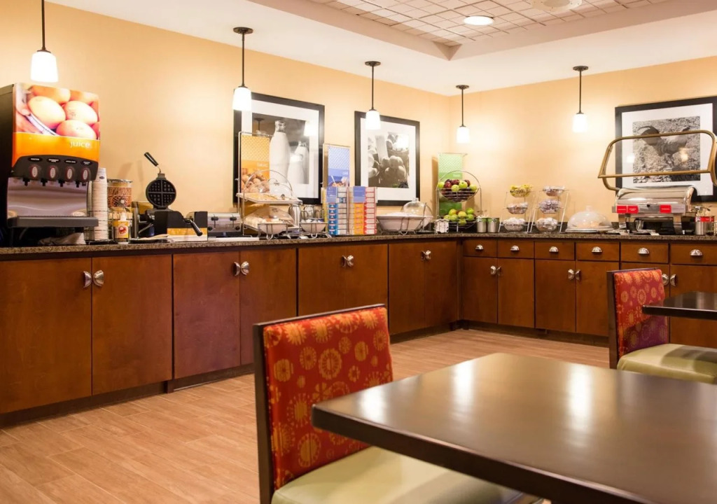 Hampton Inn Columbus-North