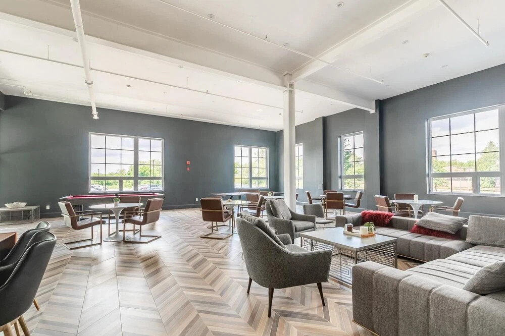 Amazing 1Br Loft Apartment Free Parking Gym 2