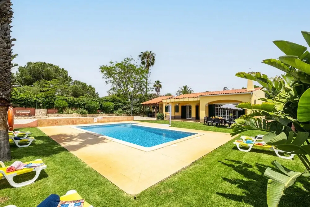 Villa Bali - Piscina aquecível e jacuzzi em Albufeira