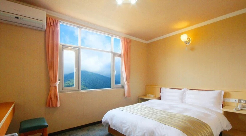 Songlin Holiday Homestay