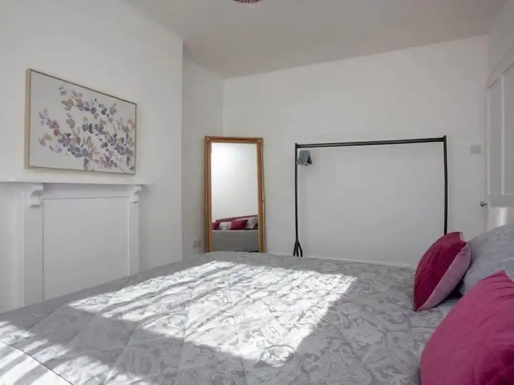 Torquay - House - Sleeps 6 - Pet Friendly