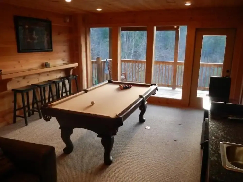 A Suite Mountain Escape 3 Bedrooms 2 Bathrooms Home