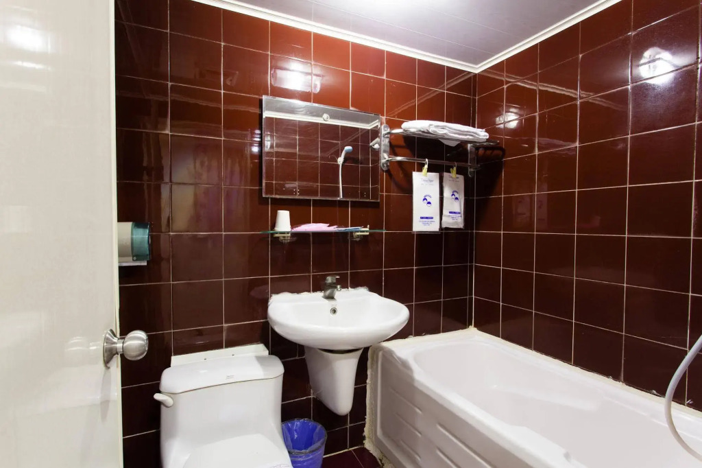 Ruei Gung Business Hotel Kaohsiung