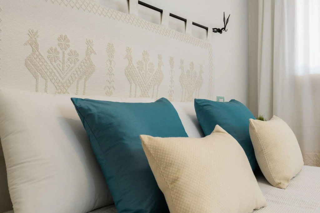 The apartment with garden and sea view  has 1 double bedroom and a twin bedroom, a bathroom with sho-Pedra Rosa A1