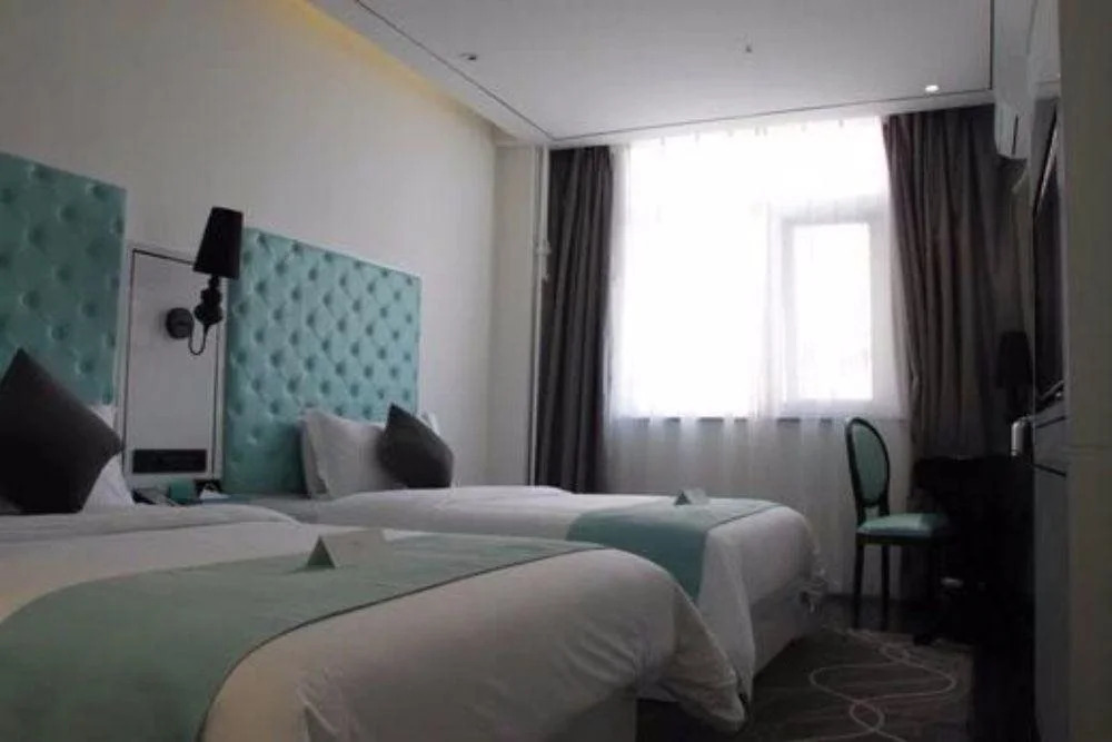 Xana LITE Hotel 5th Avenue Branch