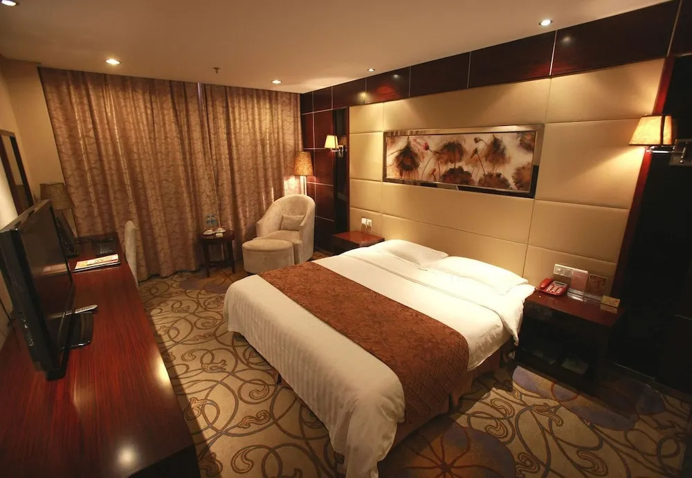 Century Hotel