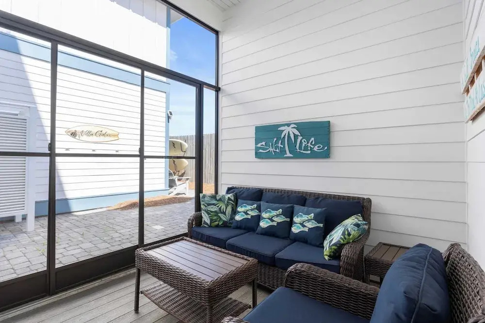 Mins to Beach Access + Pet-friendly + Golf Cart 30A White Sands by Avantstay