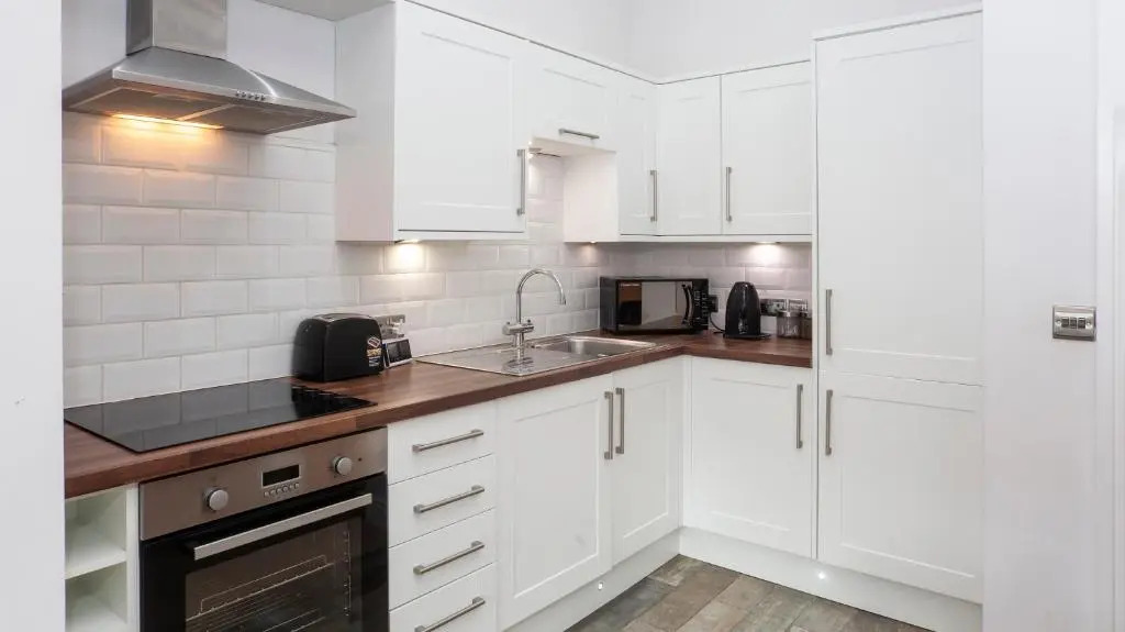 Apartment 4 The Keyes- Stunning & Stylish Apartment With Free Parking