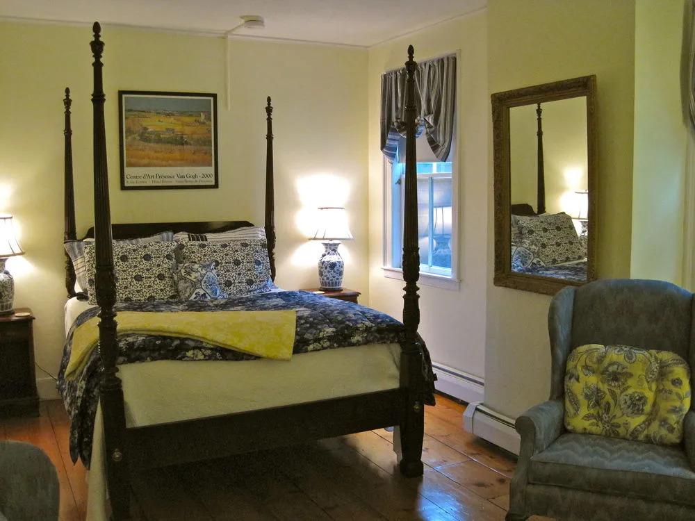 Federal House Inn