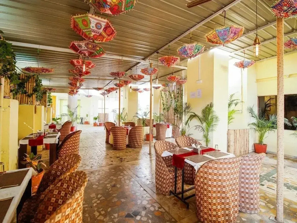 OYO 24266 Hotel Gazebo