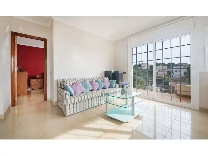 Rubi House