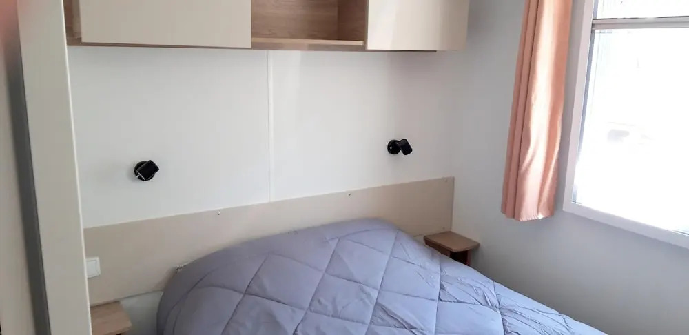 Bungalow With 2 Bedrooms in Canet-en-roussillon, With Pool Access and Furnished Garden - 100 m From the Beach