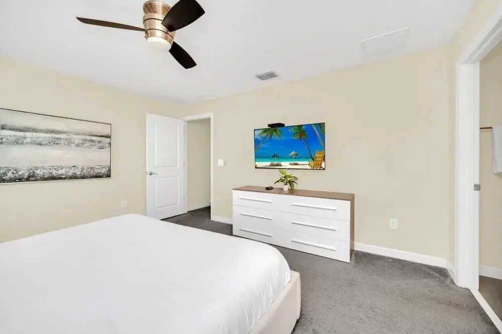 4829lullaby 4 Bedroom Townhouse