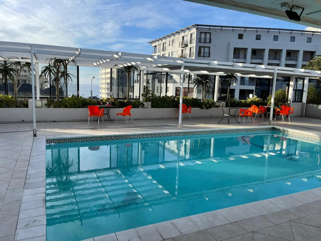 CJ’s OceanCityView Modern Secure 1 bed apartment