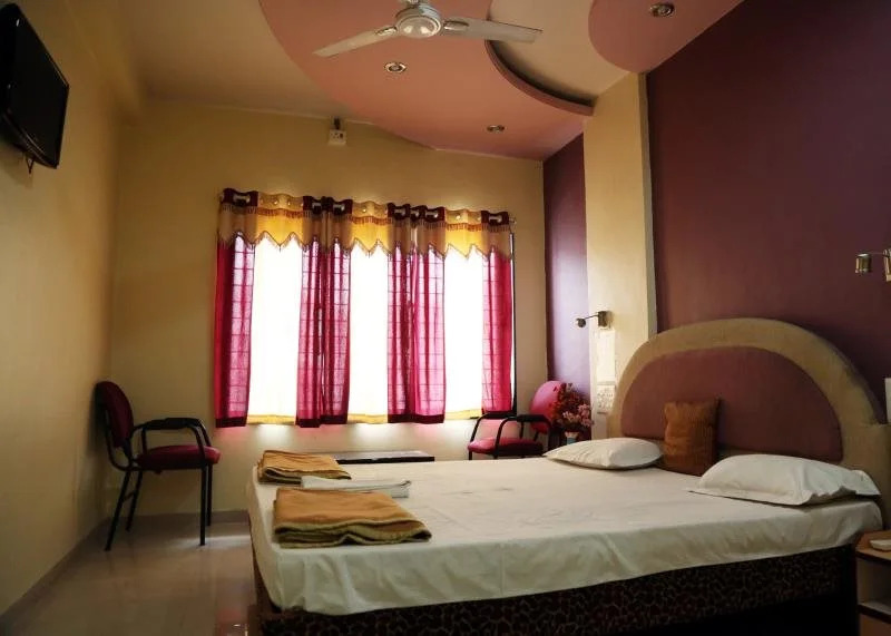 Hotel Pooja Residency