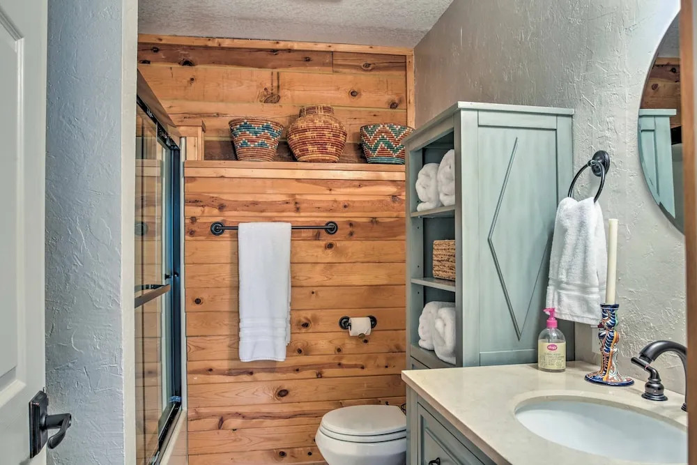 Ruidoso Log Cabin Retreat - Peaceful & Convenient