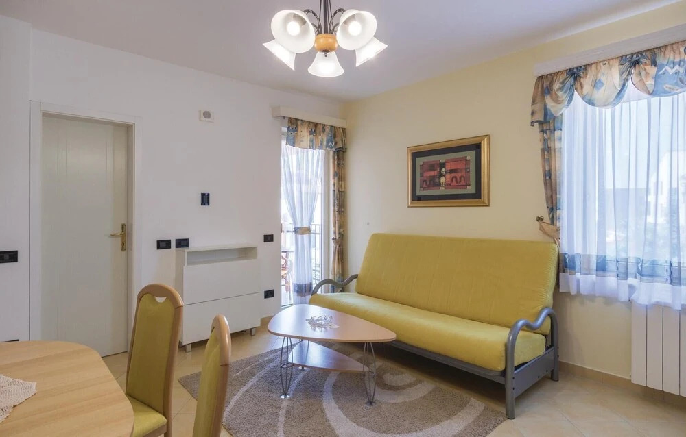 Stunning Home in Medulin With Wifi and 1 Bedrooms